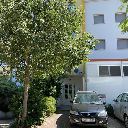 Lucky Pearl Apartment Split Exterior photo