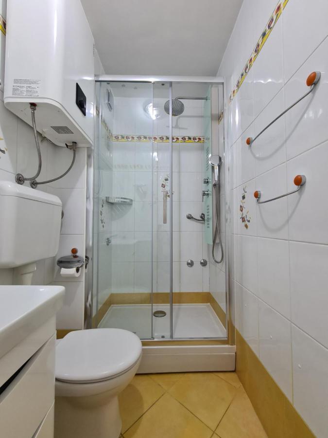 Lucky Pearl Apartment Split Exterior photo